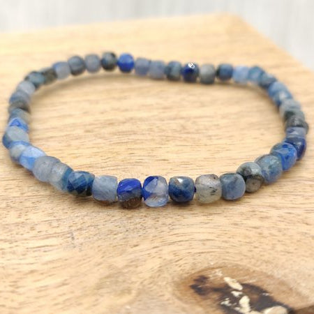 Cyanite bleue - Bracelet de perles facettées