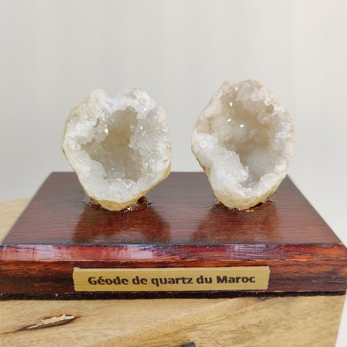 Géode de quartz du Maroc - Minéraux sur support